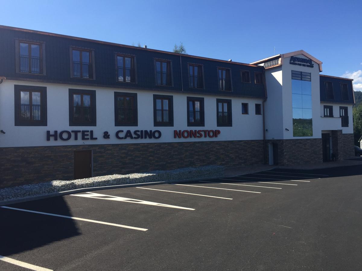 Casino&Hotel Admiral Strážný Esterno foto